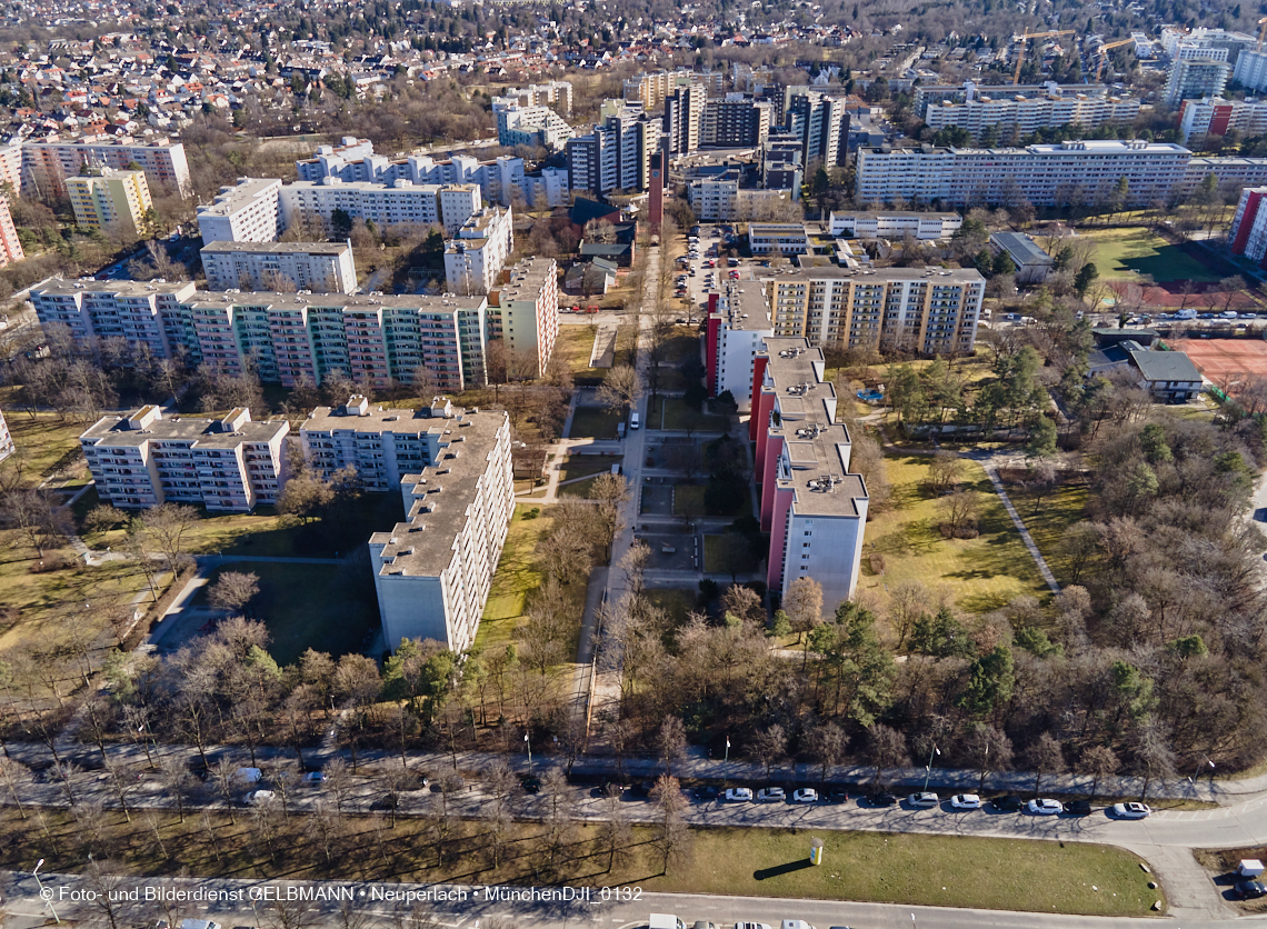 09.02.20222 - Marx-Zentrum und Umgebung in Neuperlach München 